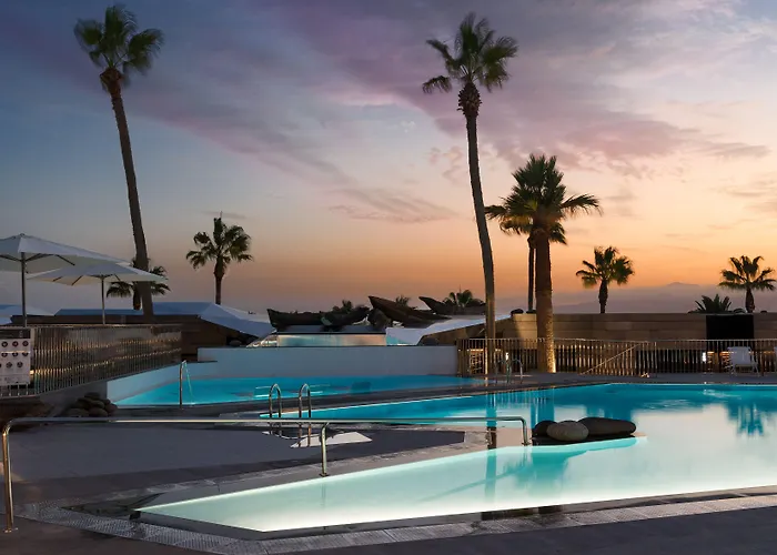 لا إيسلا أي إل مار البوتيكي 5*