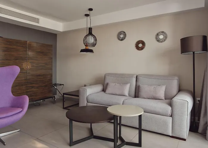 لا إيسلا أي إل مار البوتيكي