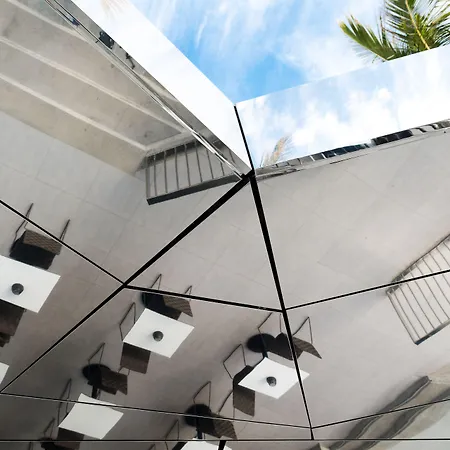 ラ イスラ イ エル マール ブティック 5*